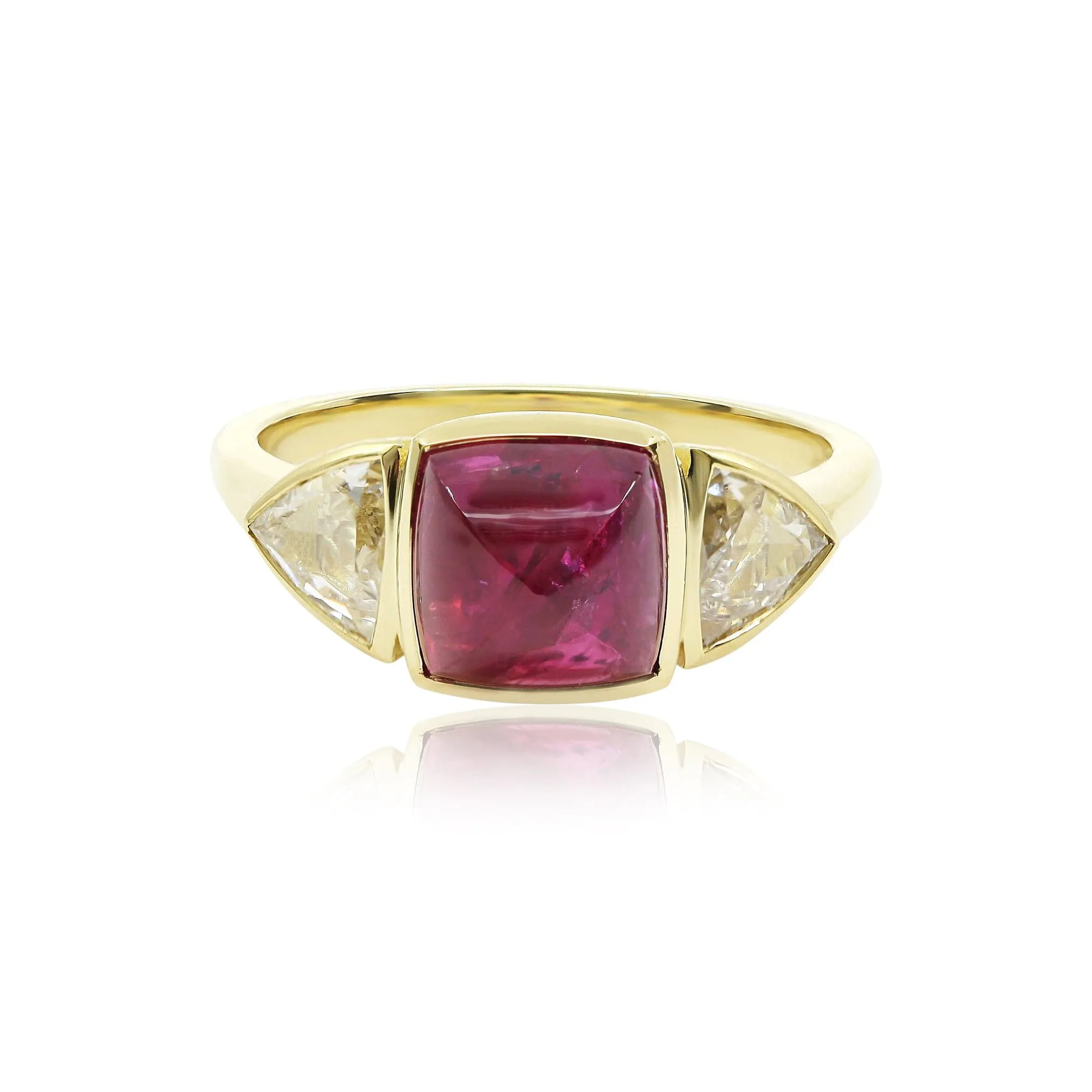 18K YELLOW GOLD RUBY AND TRILLIANT ROSE-CUT DIAMOND THREE-STONE RING