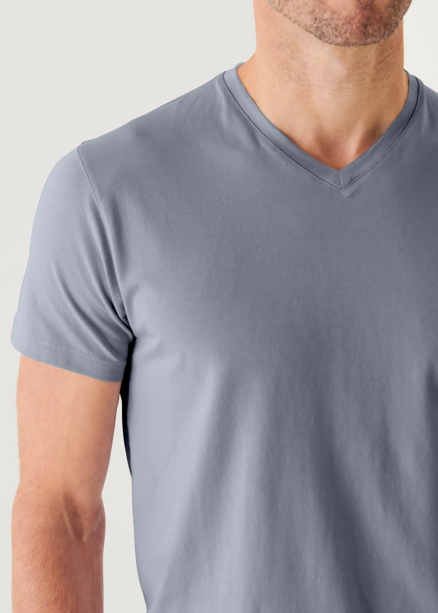 PIMA COTTON STRETCH V-NECK T-SHIRT