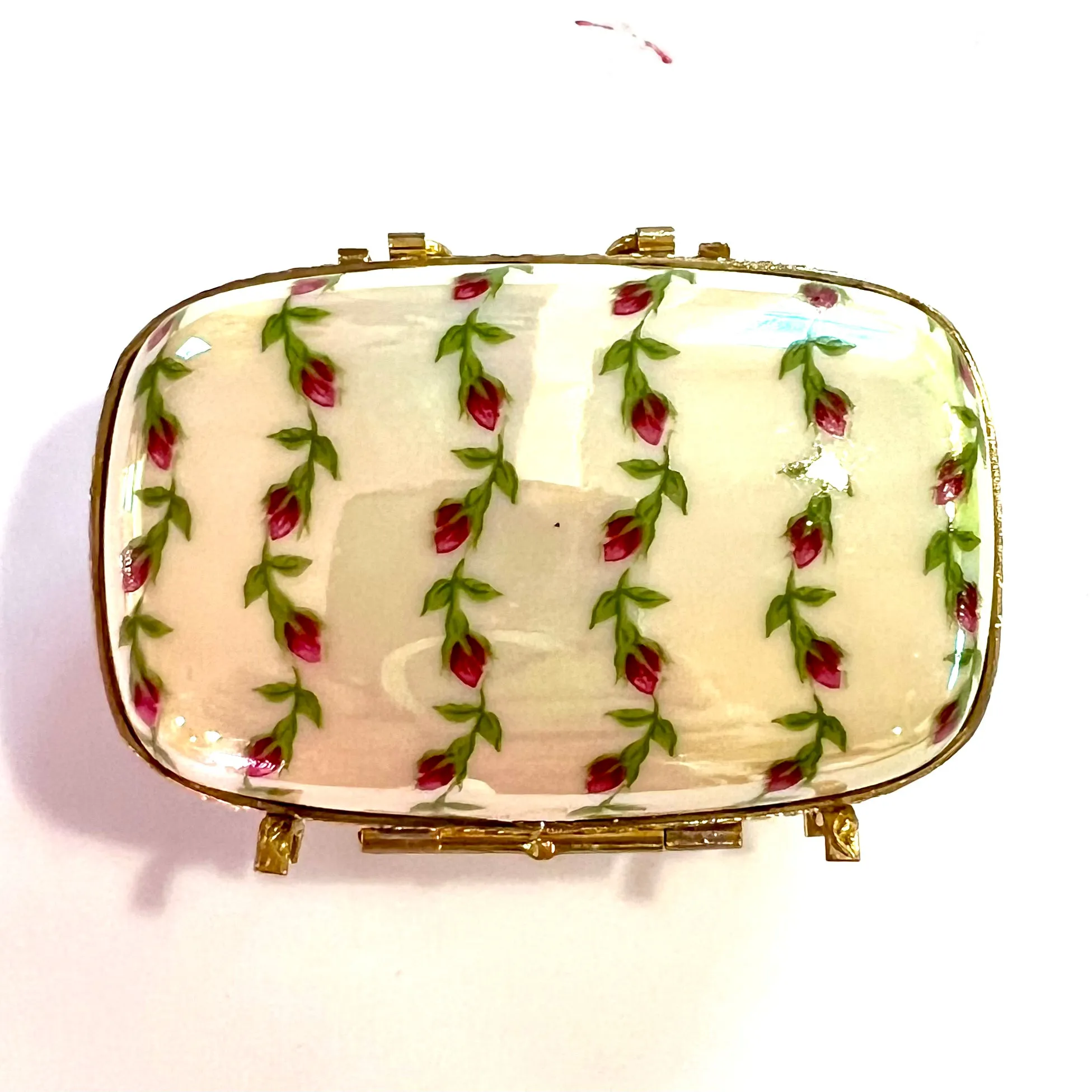 Rambling Rose Suitcase Box