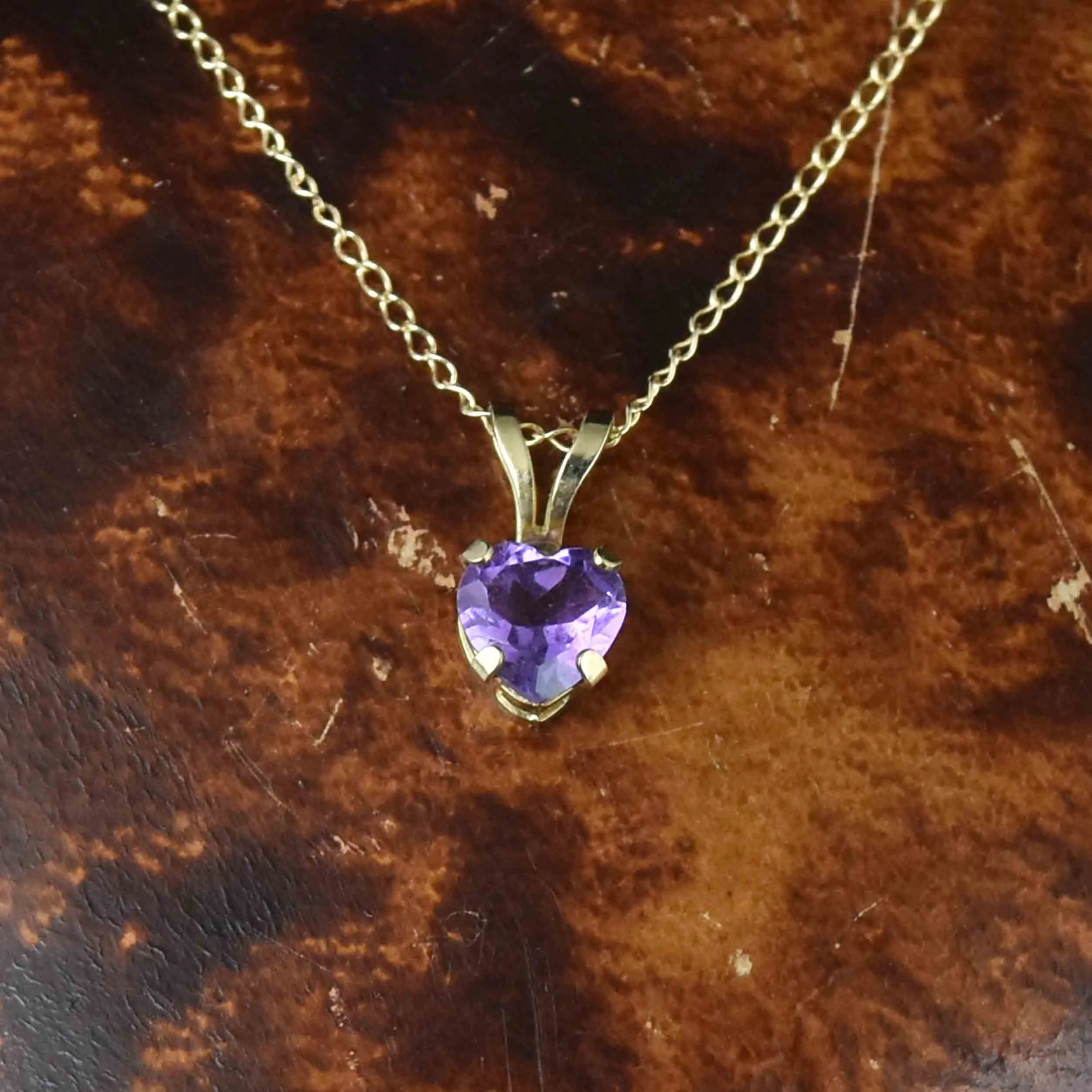 Vintage 10K Gold Amethyst Heart Charm Pendant Necklace