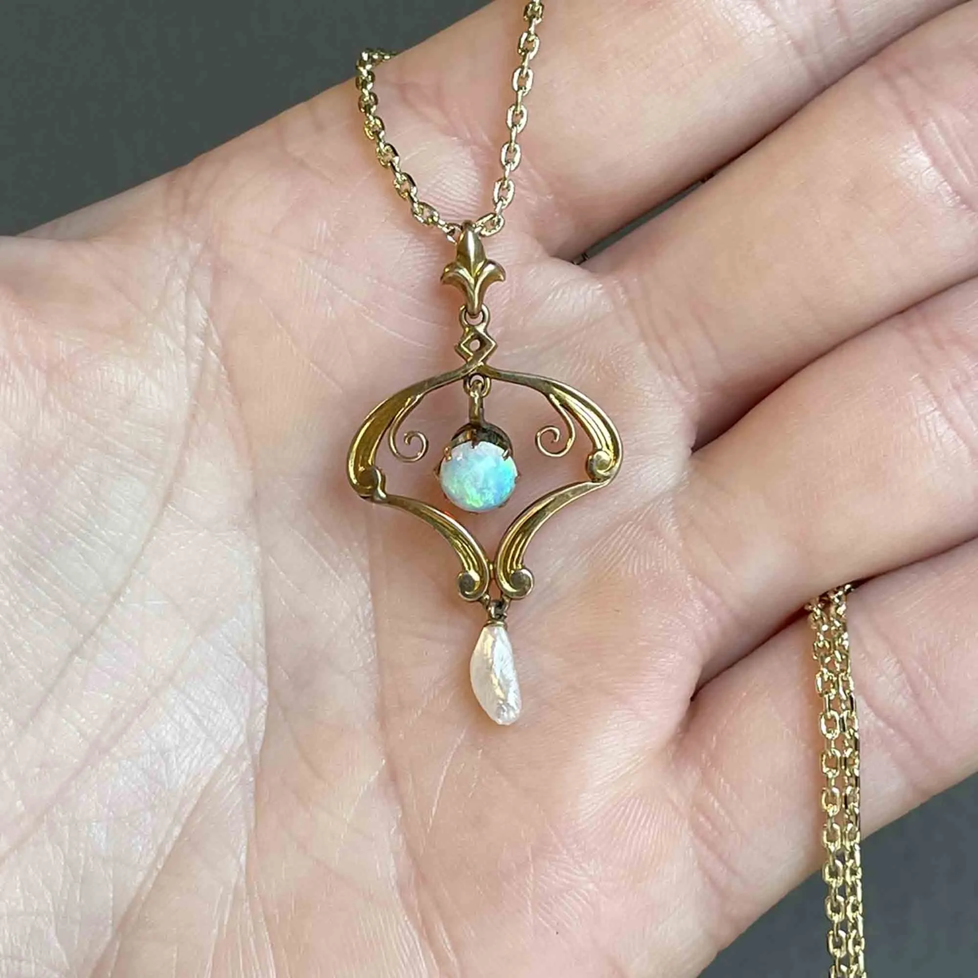 Vintage 10K Gold Pearl Articulated Opal Lavaliere Necklace