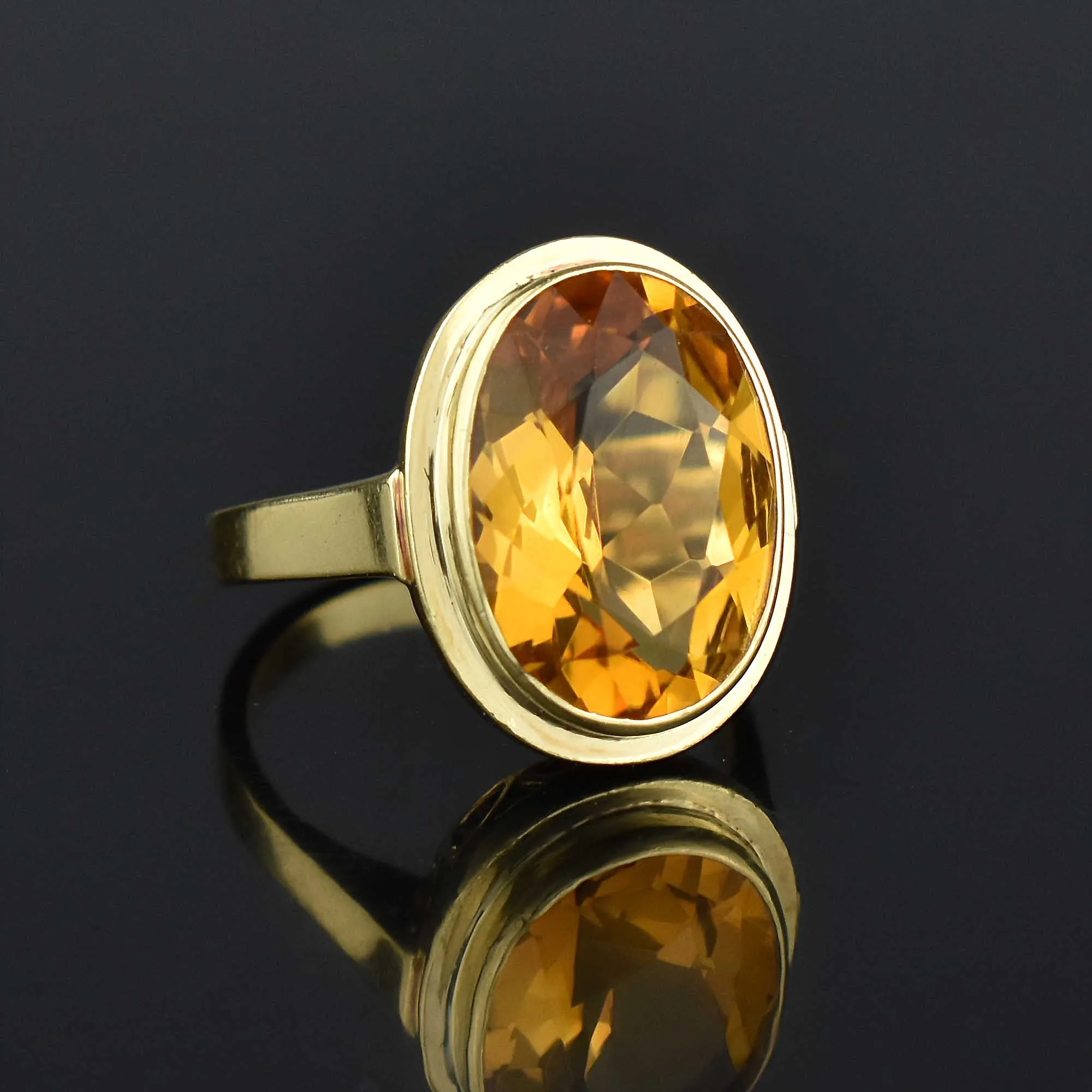 Vintage 14K Gold Oval 6 Carat Citrine Ring